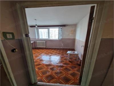 Apartament 2 camere de vanzare Raul Doamnei