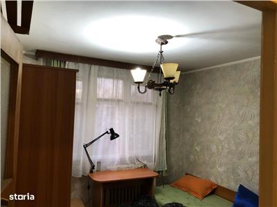 Apartament 3 camere de vanzare Drumul gazarului