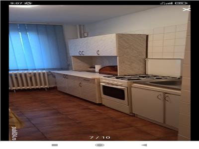 Vand Apartament 3 Camere Huedin