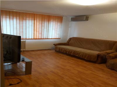 Vand Apartament 3 Camere Huedin