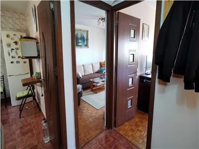 Vand Apartament 2 camere