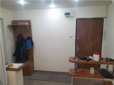 vand apartament 2 camere Bucuresti