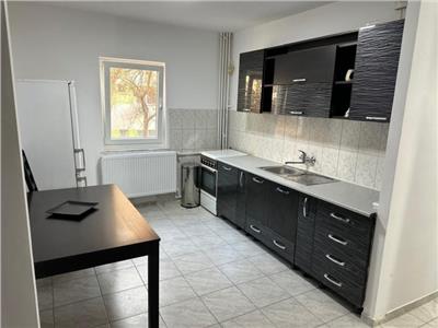 Vand Apartament 2 Camere