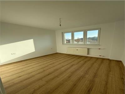 Vand Apartament 2 camere