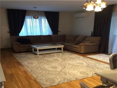 Apartament 3 camere de vanzare Vitan