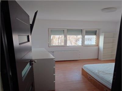 Vand Apartament 2 camere